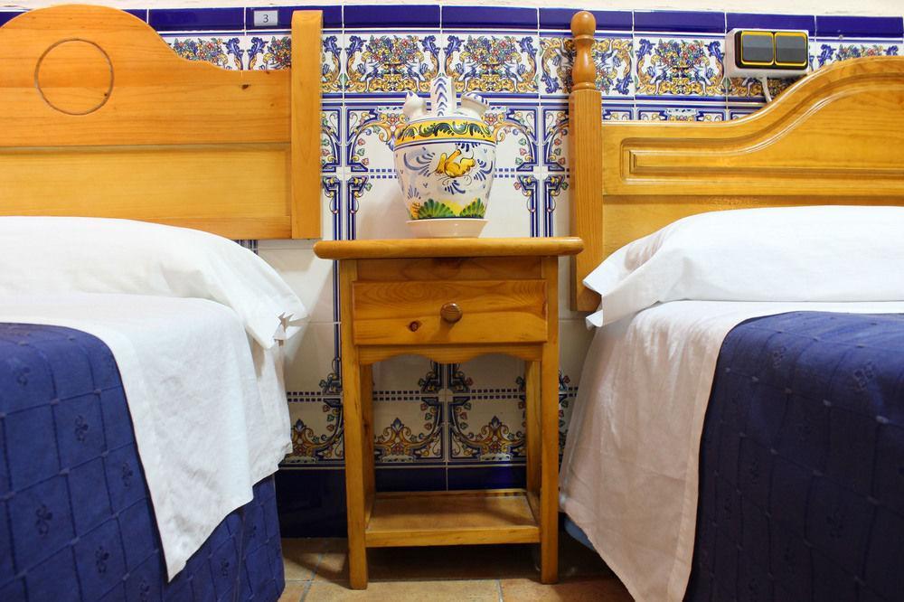 Hostal Lis Севиля Екстериор снимка