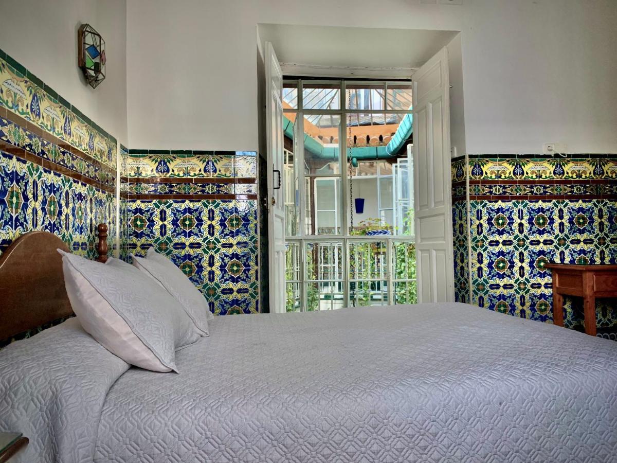 Hostal Lis Севиля Екстериор снимка