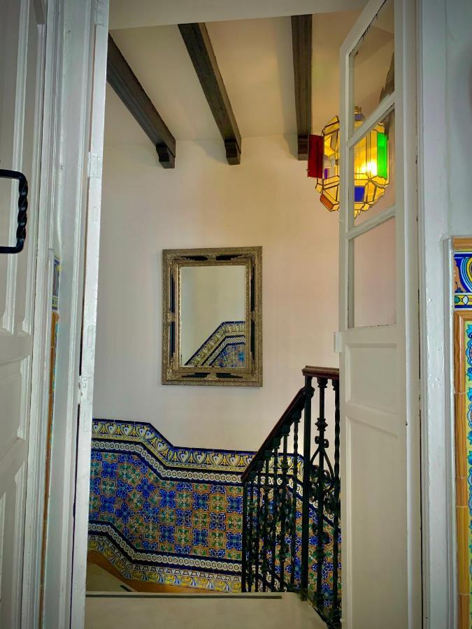 Hostal Lis Севиля Екстериор снимка
