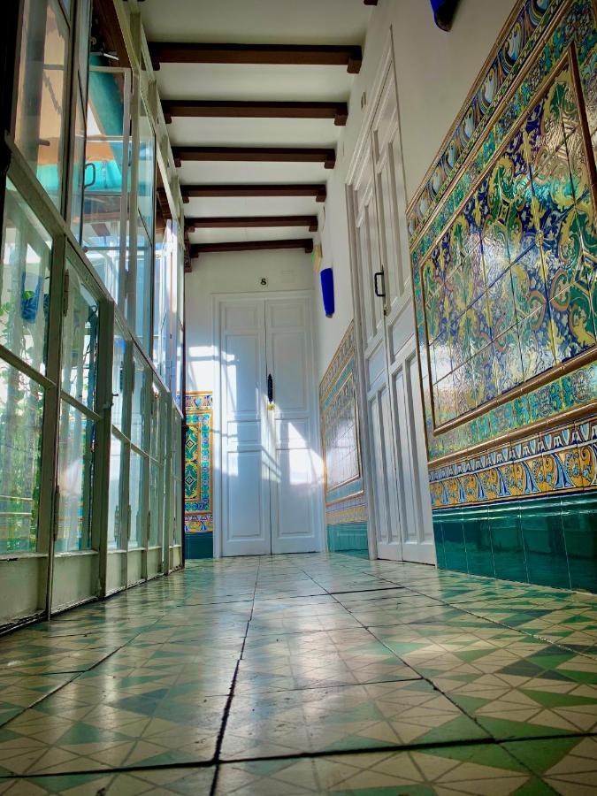 Hostal Lis Севиля Екстериор снимка
