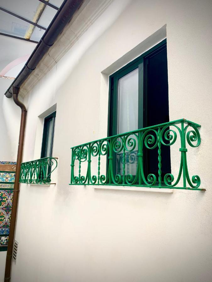 Hostal Lis Севиля Екстериор снимка
