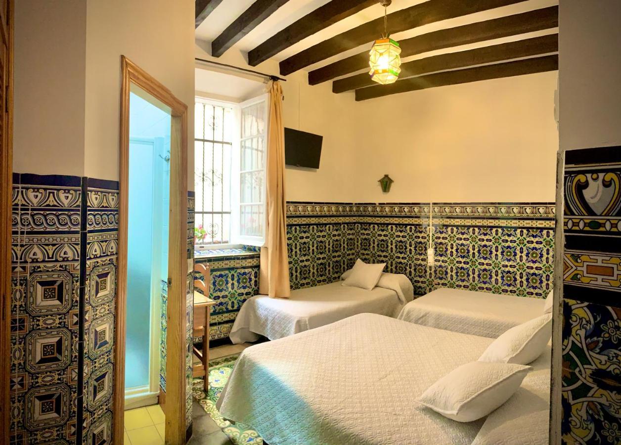 Hostal Lis Севиля Екстериор снимка
